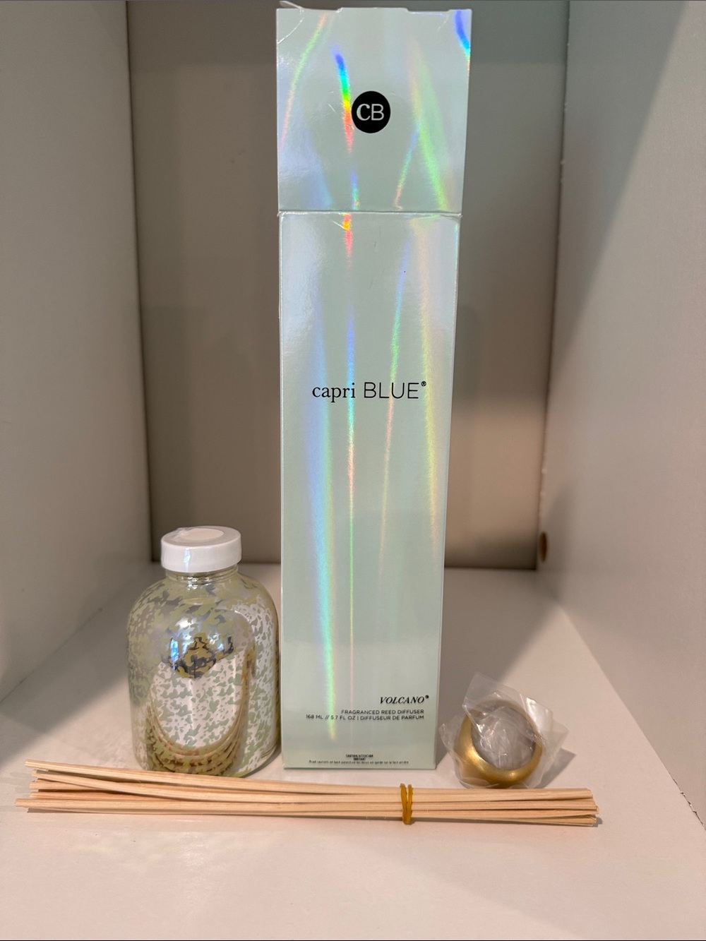 Iridescent Volcano Reed Diffuser set 5.7 fl oz